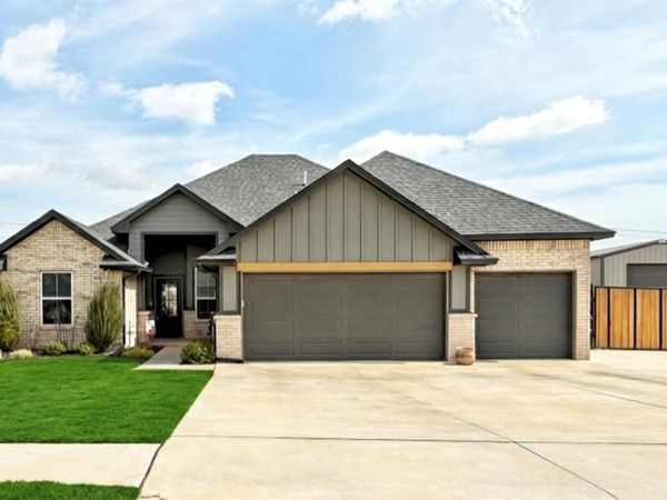 1196 Maverick Pass, Piedmont, OK 73078