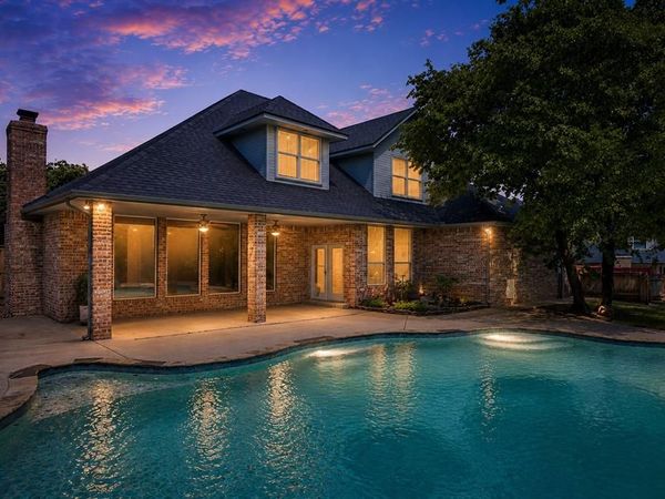 1412 Hunters Creek Road, Edmond, OK 73003
