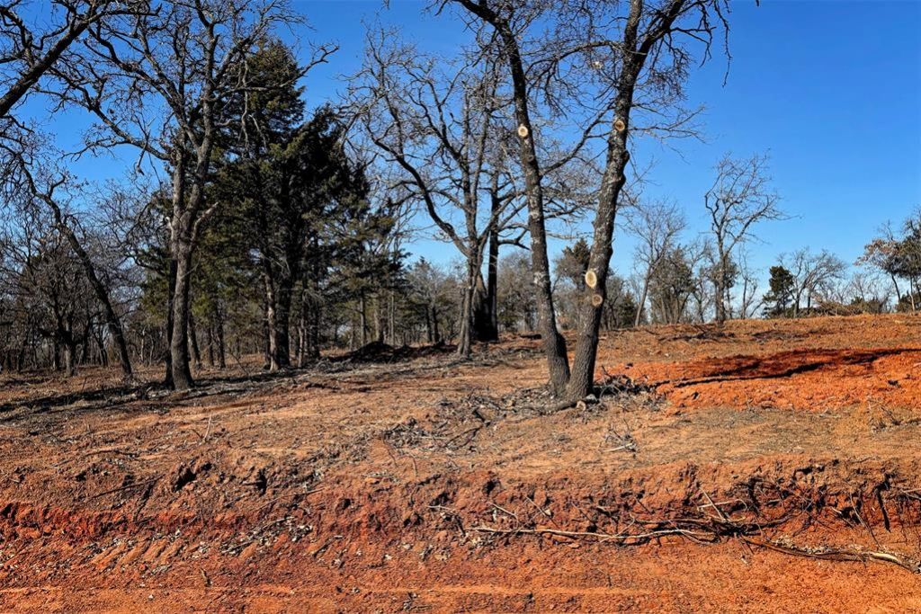 2000 Liberty Lake Trail, Guthrie, OK 73044 Main Photo