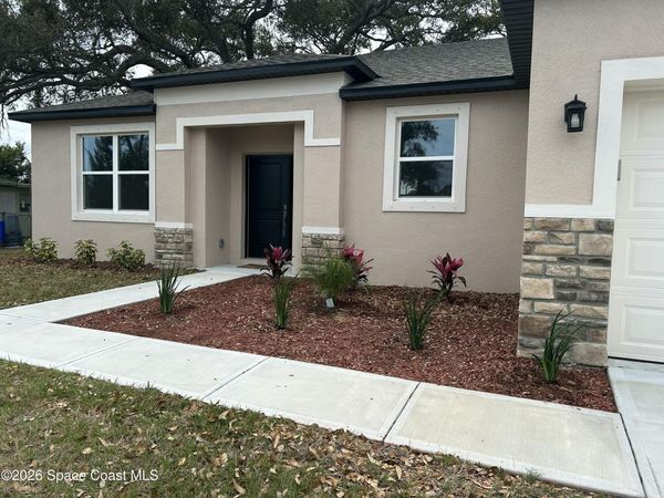 958 Chace Lane NE, Palm Bay, FL 32905