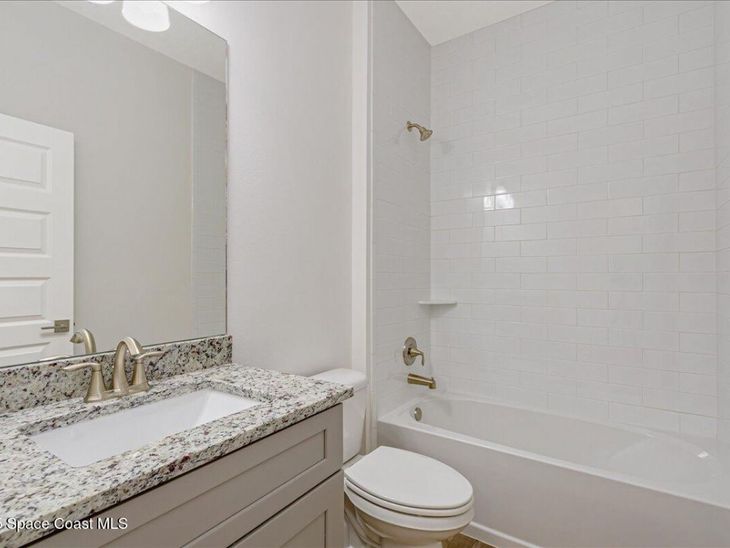 958 Chace Lane Ne, Palm Bay, FL 32905