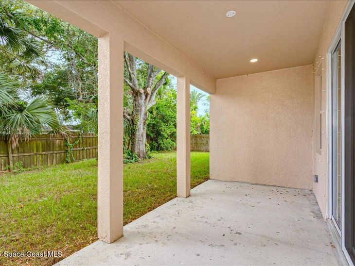 958 Chace Lane Ne, Palm Bay, FL 32905