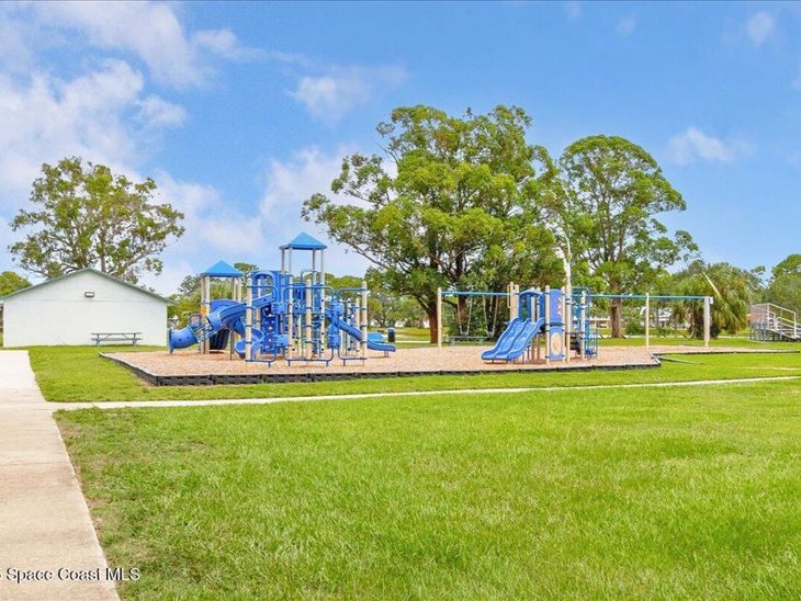 958 Chace Lane Ne, Palm Bay, FL 32905