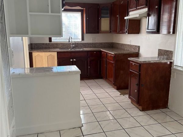 3913 W 118th, Hawthorne, CA 90250