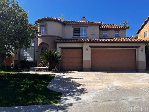 7965 Grado El Tupelo, Carlsbad, CA 92009