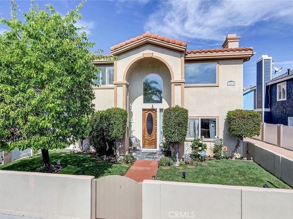 2313 Nelson Avenue, Unit A, Redondo Beach, CA 90278