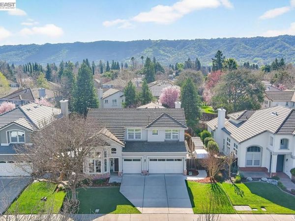 2027 2027 Calle Ricardo, Pleasanton, CA 94566