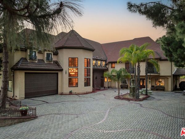 1663 Vista Drive, Glendale, CA 91201