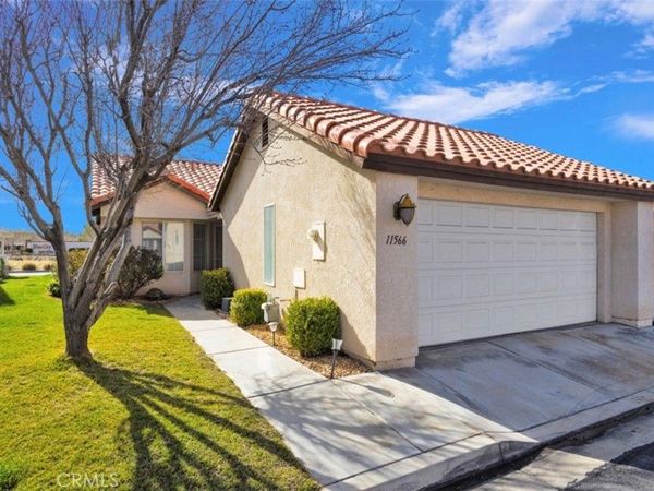11566 Oak, Apple Valley, CA 92308