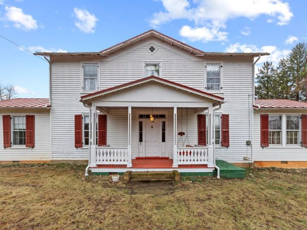 9451 BLACK WALNUT RUN RD, Rhoadesville, VA 22542