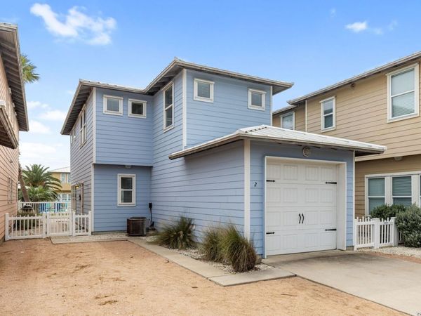 301 E Avenue C, Unit 301, Port Aransas, TX 78373