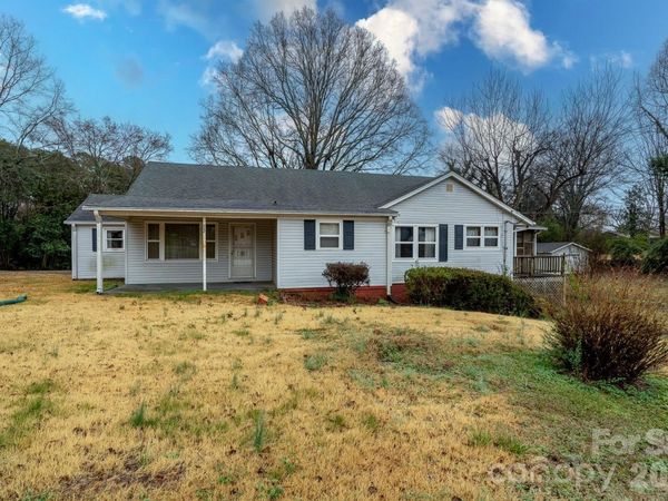 322 E 4th Street , Oakboro, NC 28129