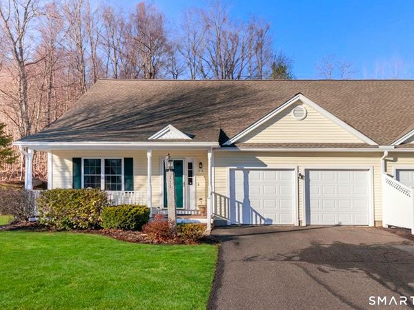 312 Spruce Hill, Unit 312, Oxford, CT 06478