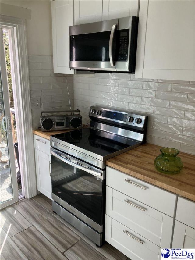 67 Harmon St Photo 10