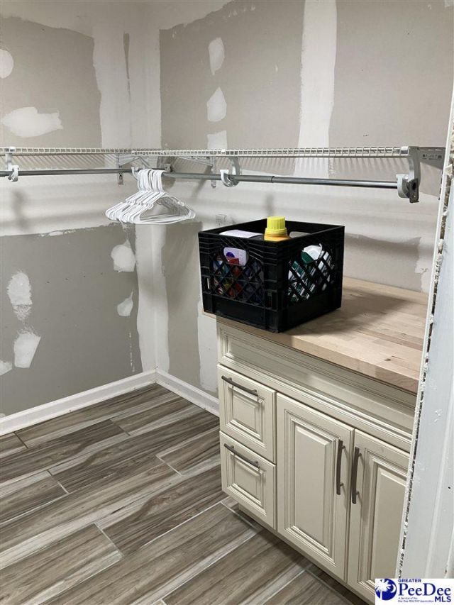 67 Harmon St Photo 13