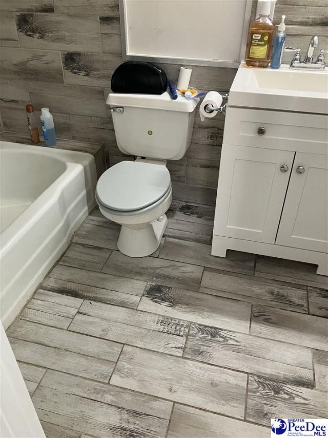 67 Harmon St Photo 16