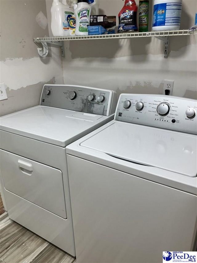 67 Harmon St Photo 24