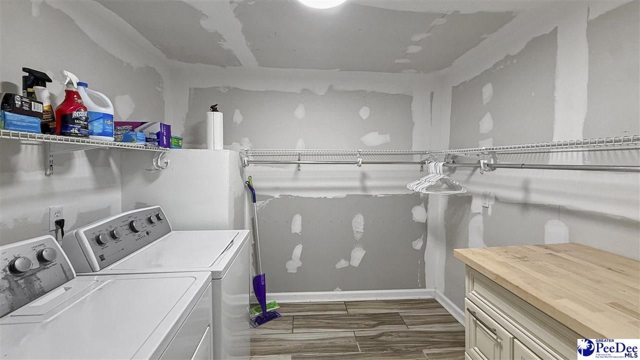 67 Harmon St Photo 30