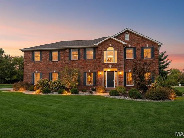 334 Spring Lake Road , Millstadt, IL 62260