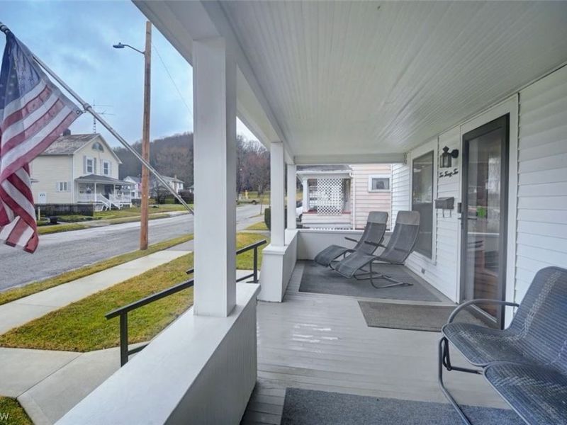 222 Mccarty Avenue , Dennison, OH 44621 Photo 3