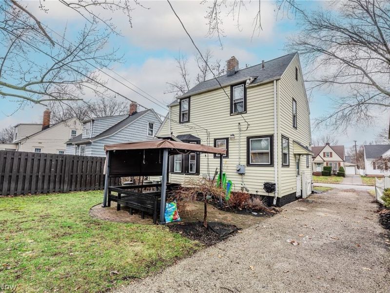 17413 Glenshire Avenue , Cleveland, OH 44135 Photo 25