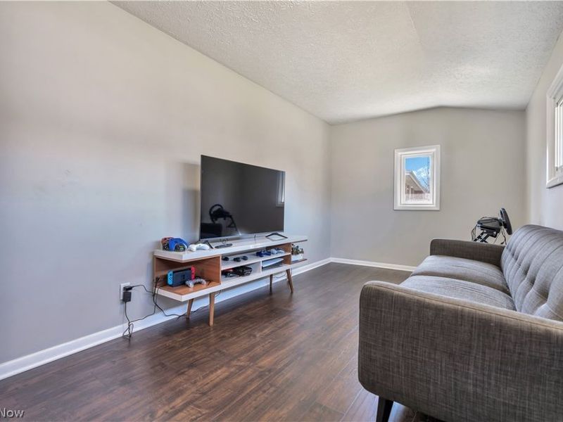 605 Briar Avenue NE, North Canton, OH 44720 Photo 16