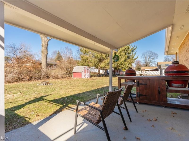 605 Briar Avenue NE, North Canton, OH 44720 Photo 29