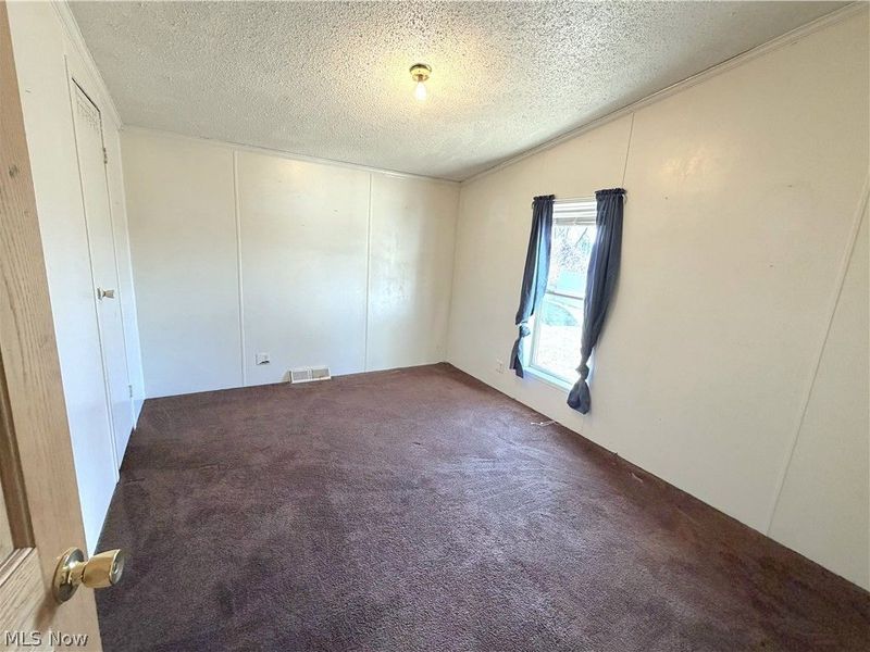 14 Hector Avenue, Chester, WV 26034 Photo 13