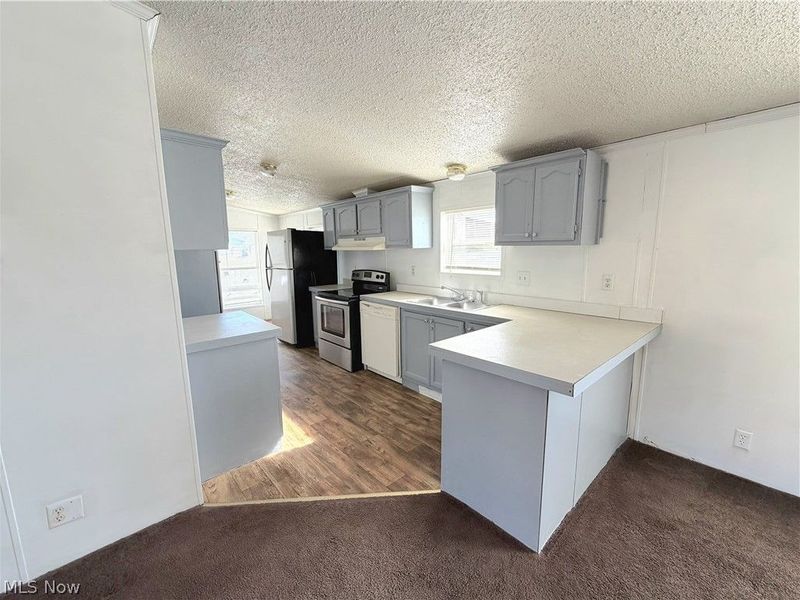 14 Hector Avenue, Chester, WV 26034 Photo 17