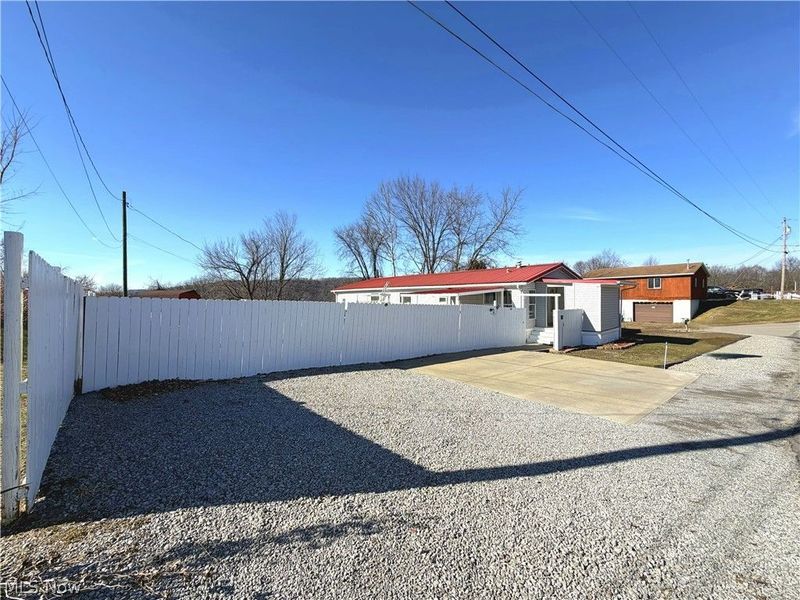 14 Hector Avenue, Chester, WV 26034 Photo 31