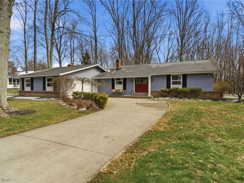 7725 Beaver Creek Drive, Mentor, OH 44060 Photo 1