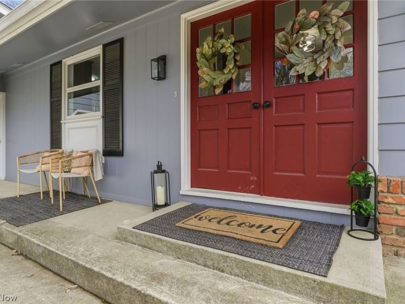 7725 Beaver Creek Drive, Mentor, OH 44060 Photo 2