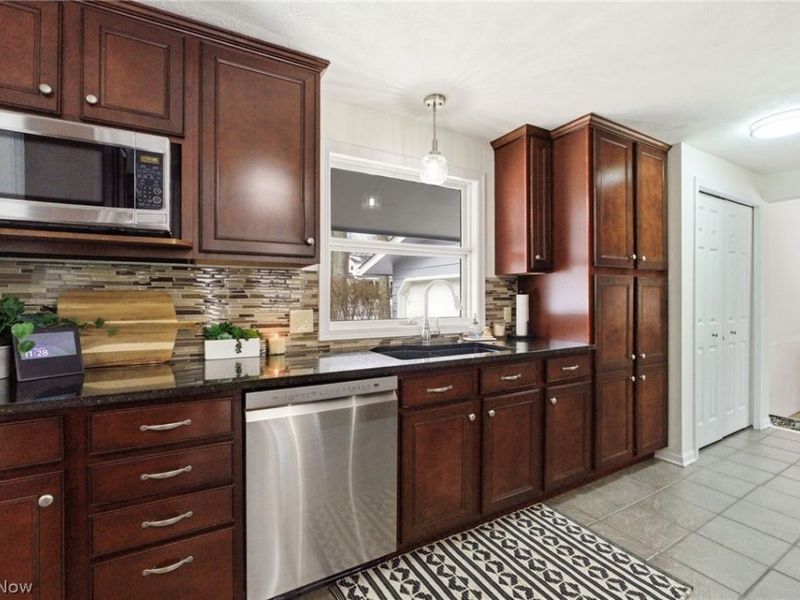 7725 Beaver Creek Drive, Mentor, OH 44060 Photo 23