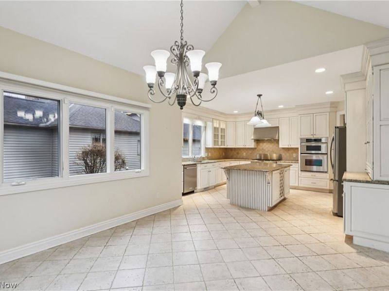 39800 Alsace Court , Solon, OH 44139 Photo 8