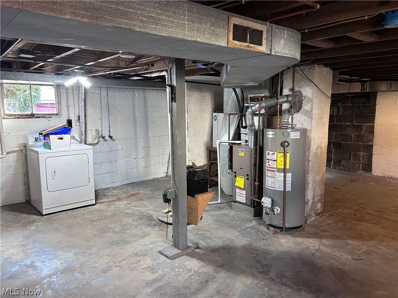 325 S Leavitt Road , Leavittsburg, OH 44430 Photo 17