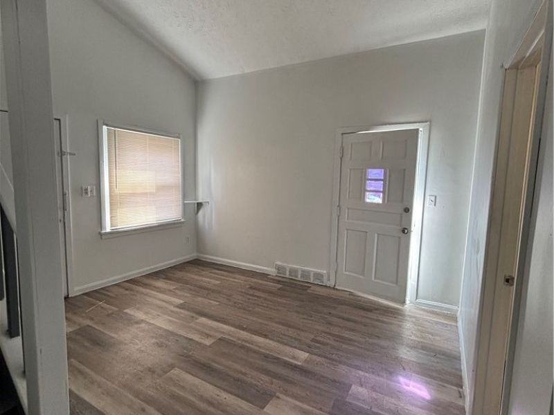 11227 Kensington Avenue , Cleveland, OH 44111 Photo 18