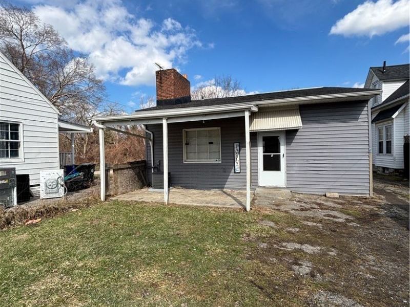 11227 Kensington Avenue , Cleveland, OH 44111 Photo 24