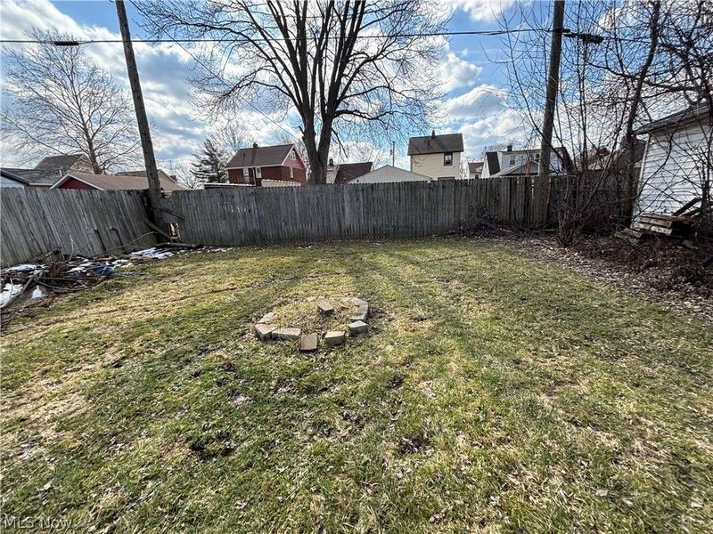 11227 Kensington Avenue , Cleveland, OH 44111 Photo 25