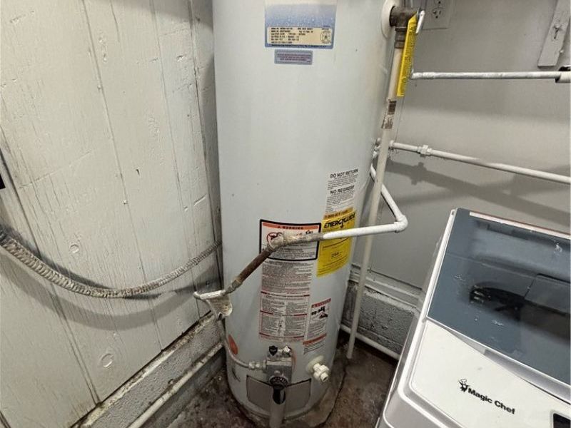 11227 Kensington Avenue , Cleveland, OH 44111 Photo 26