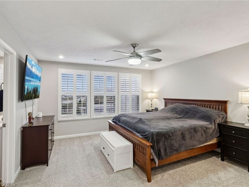 679 Harbour Town Court , Avon Lake, OH 44012 Photo 24