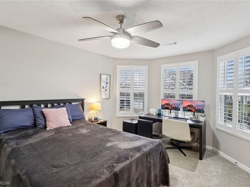 679 Harbour Town Court , Avon Lake, OH 44012 Photo 31