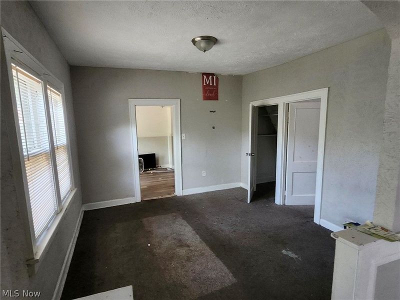 9807 Elizabeth Avenue , Cleveland, OH 44105 Photo 4