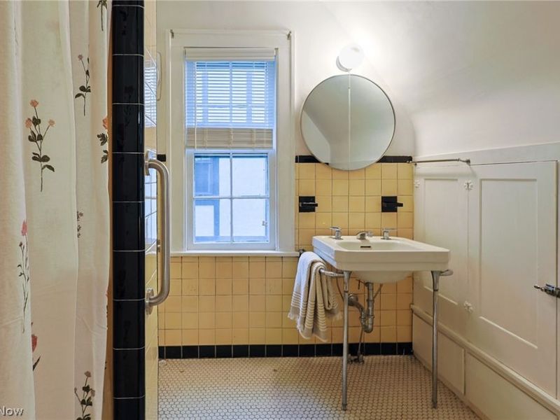 3339 Kenmore Road , Shaker Heights, OH 44122 Photo 21