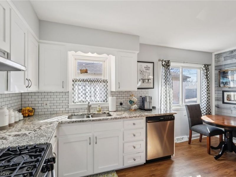 443 Fulmer Avenue , Akron, OH 44312 Photo 8