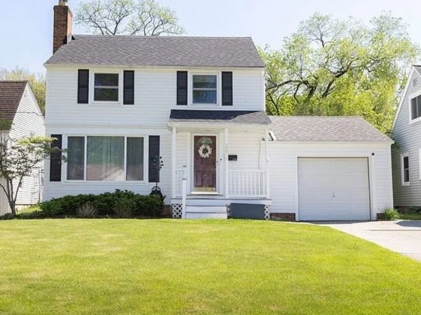 23951 Bruce Road , Bay Village, OH 44140