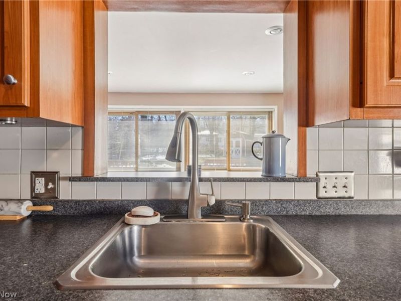 23951 Bruce Road , Bay Village, OH 44140 Photo 13