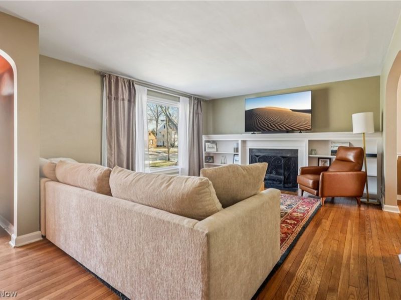 23951 Bruce Road , Bay Village, OH 44140 Photo 2