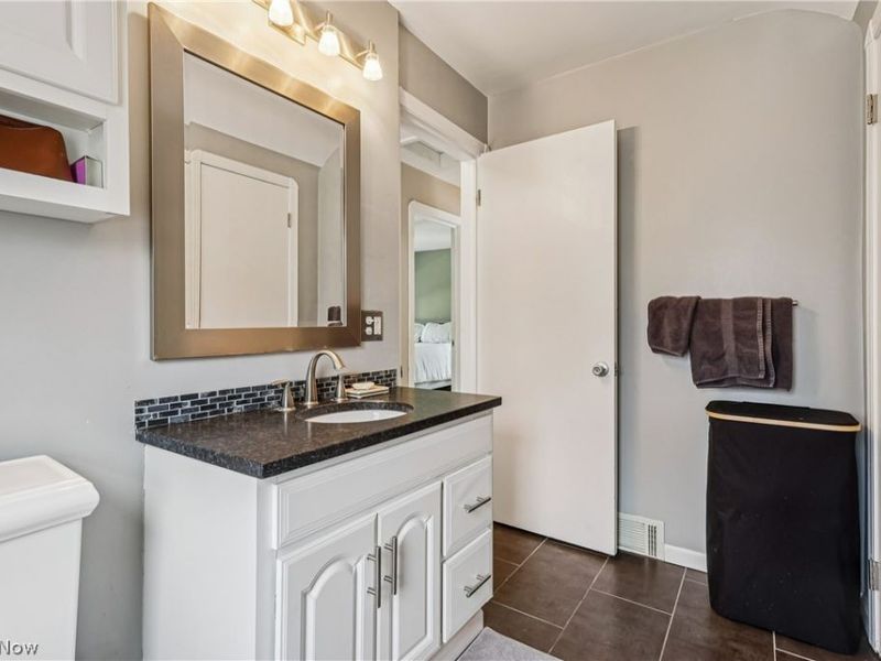 23951 Bruce Road , Bay Village, OH 44140 Photo 24