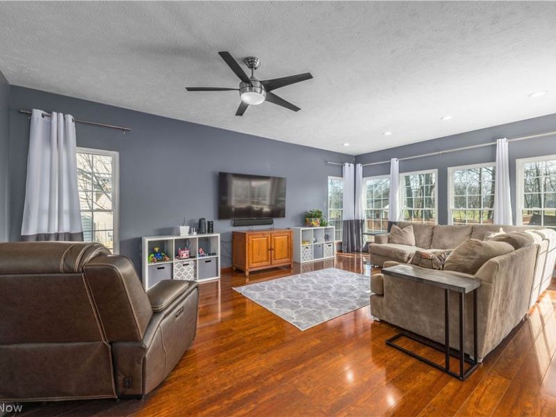 1671 Elm Drive , Avon, OH 44011 Photo 4