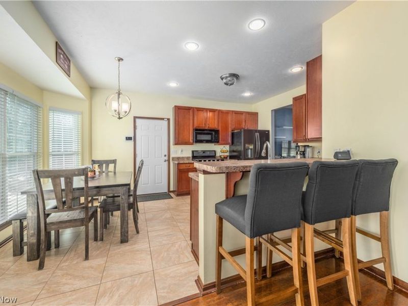 1671 Elm Drive , Avon, OH 44011 Photo 9